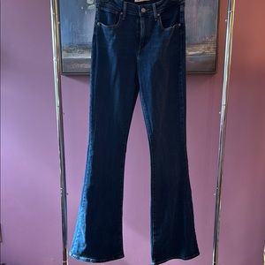 Levi’s High Waisted True Blue Flare Jeans size 27